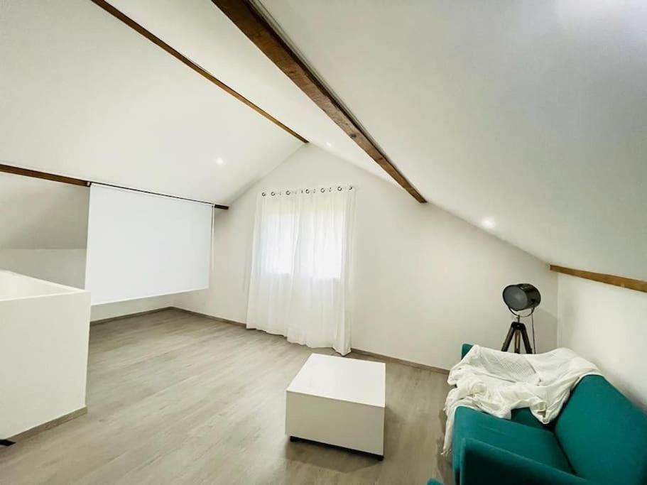 Superbe Appartement Avec Salle De Jeux Vaux-les-Saint-Claude Экстерьер фото