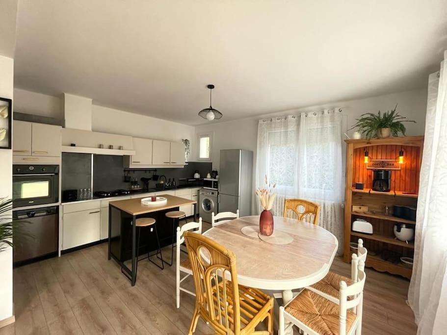 Superbe Appartement Avec Salle De Jeux Vaux-les-Saint-Claude Экстерьер фото