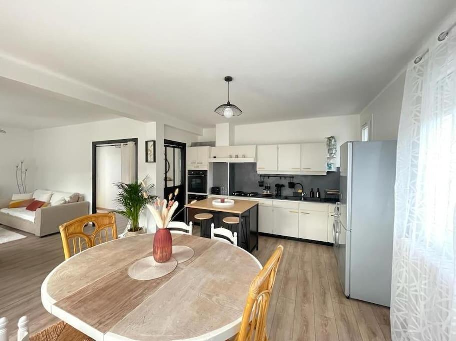 Superbe Appartement Avec Salle De Jeux Vaux-les-Saint-Claude Экстерьер фото