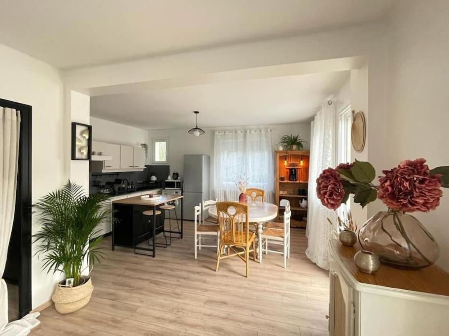 Superbe Appartement Avec Salle De Jeux Vaux-les-Saint-Claude Экстерьер фото